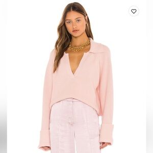 L’Academie Harvey Pullover in Pink